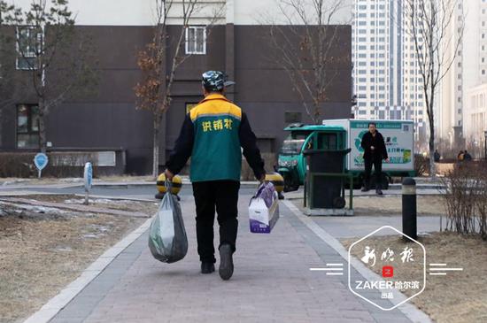找廢品收購站費勁不？拿手機一“喊”坐等上門收購